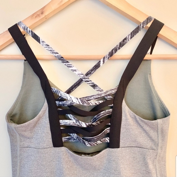 Lululemon Hot To Street Tank - Picture 10 of 14
